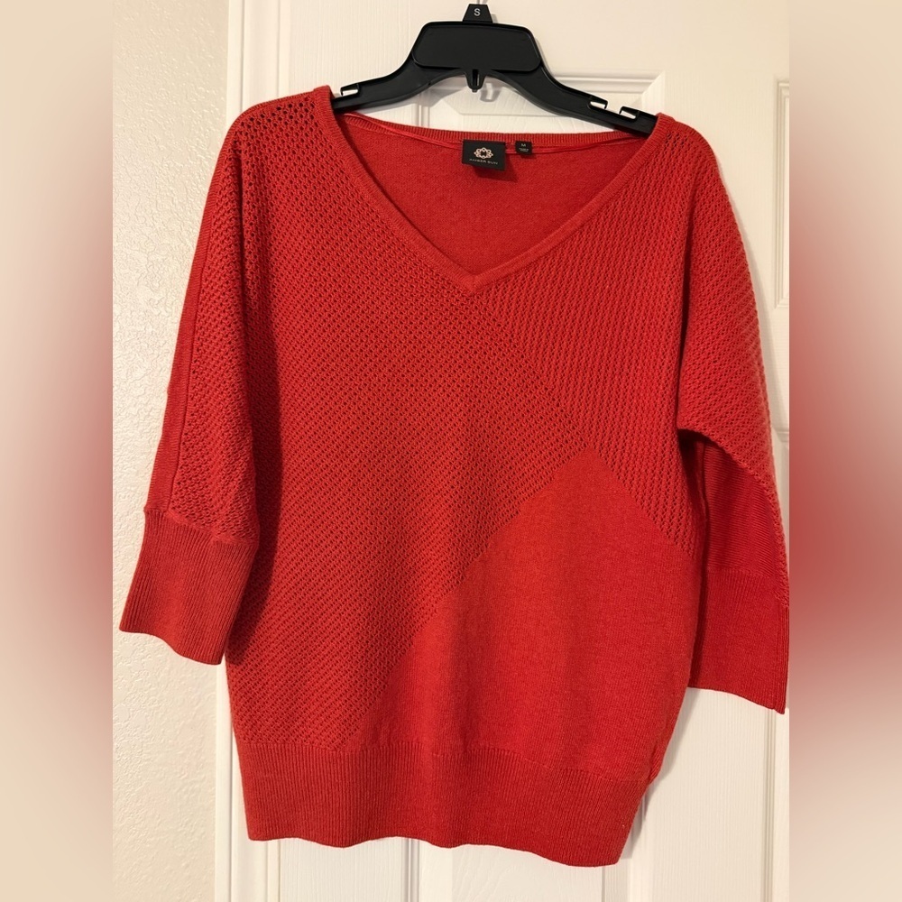 Chic V-Neck Sweater in Vibrant Red